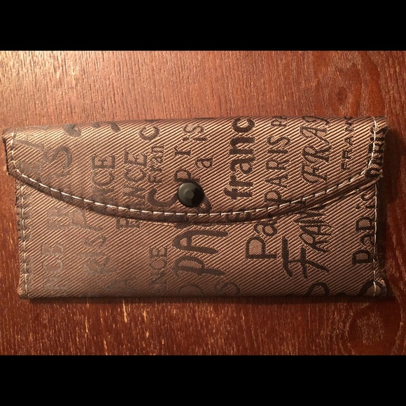 Wallet - Picture 1 of 1